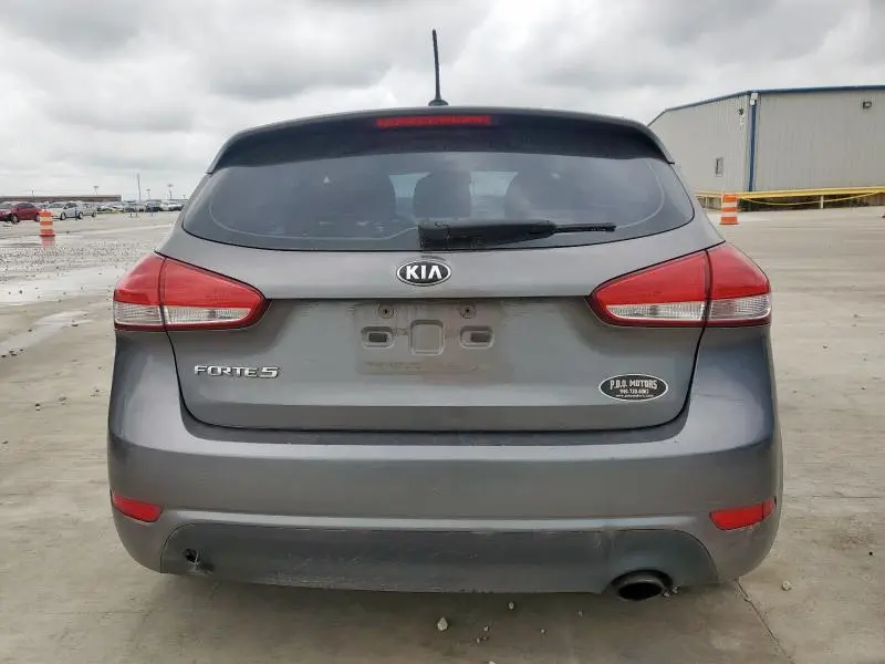 2016 KIA FORTE LX  