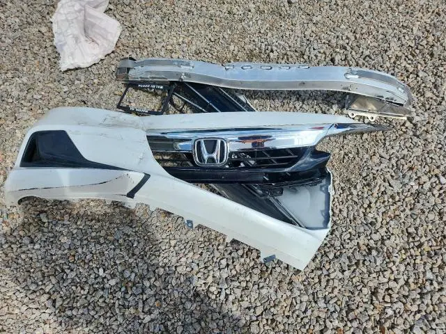 2022 HONDA ACCORD LX  