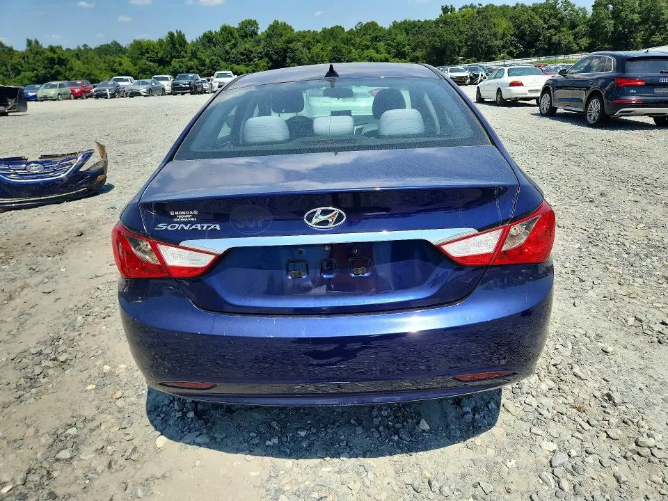 2013 HYUNDAI SONATA GLS  