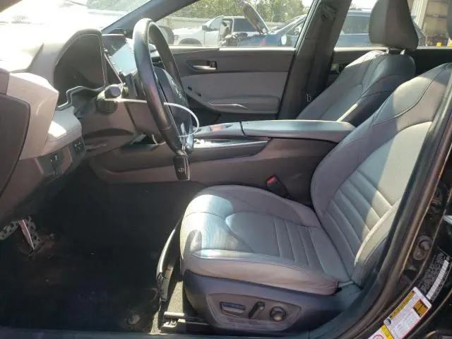 2019 TOYOTA AVALON XLE  