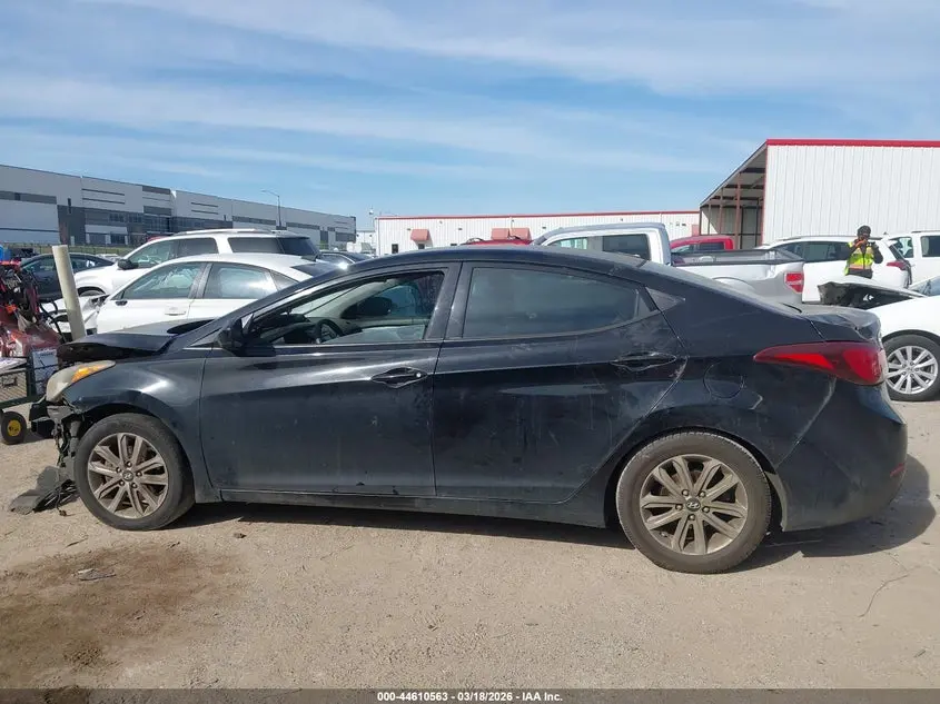 2014 HYUNDAI ELANTRA SE