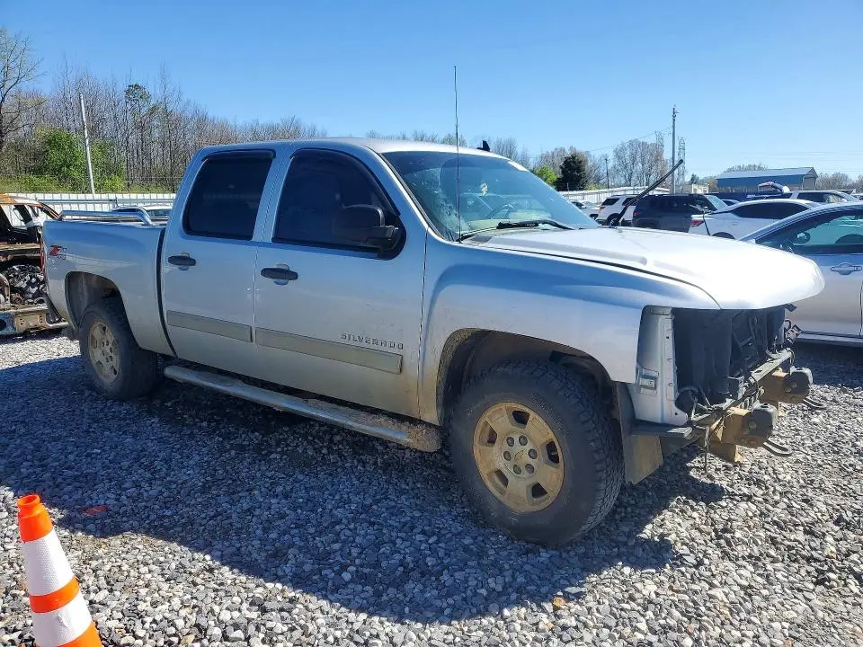 2010 CHEVROLET SILVERADO K1500 LT  