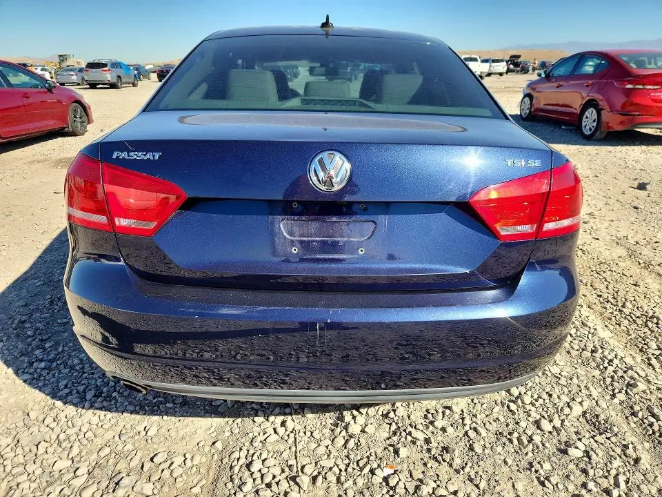 2014 VOLKSWAGEN PASSAT SE  