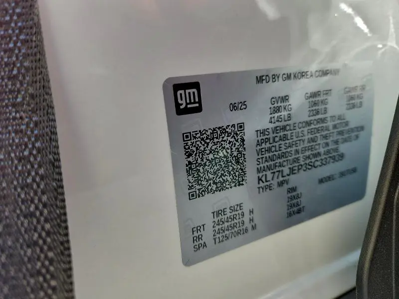 2025 CHEVROLET TRAX 2RS  