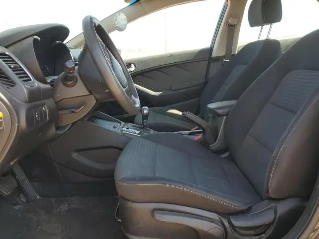 2017 KIA FORTE LX  