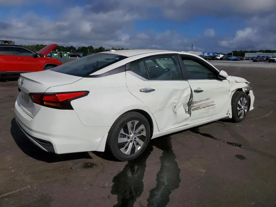 2019 NISSAN ALTIMA S  