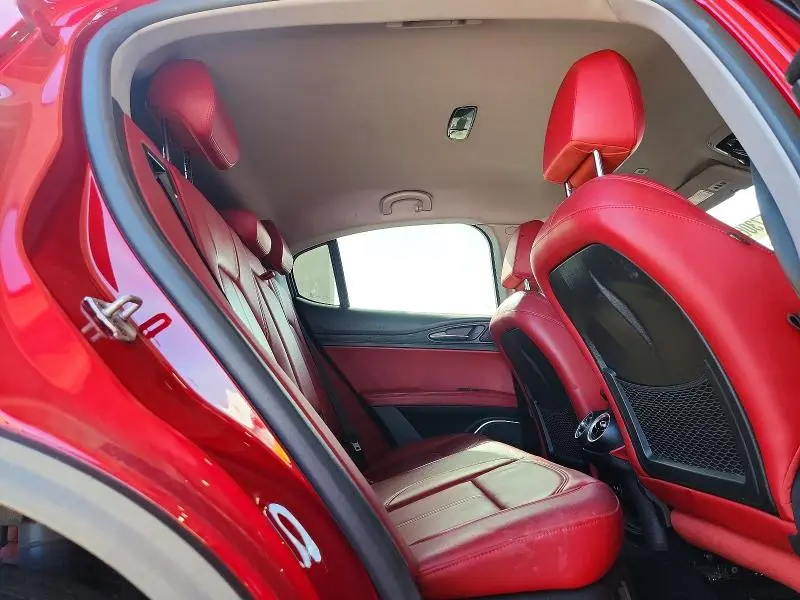 2021 ALFA ROMEO STELVIO SPORT  