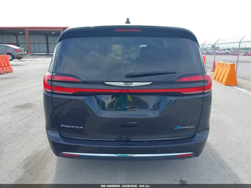 2023 CHRYSLER PACIFICA HYBRID TOURING L