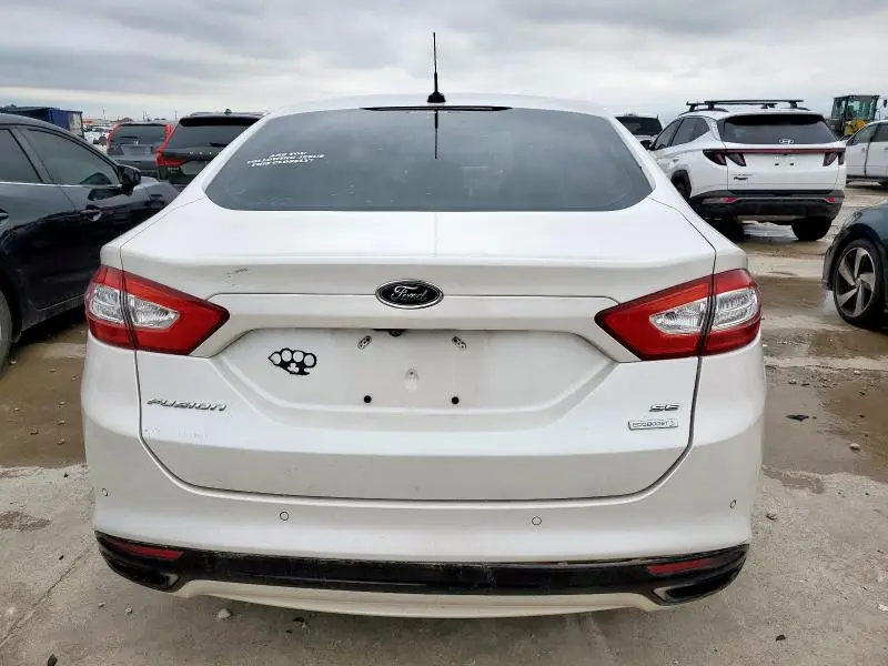 2016 FORD FUSION SE  
