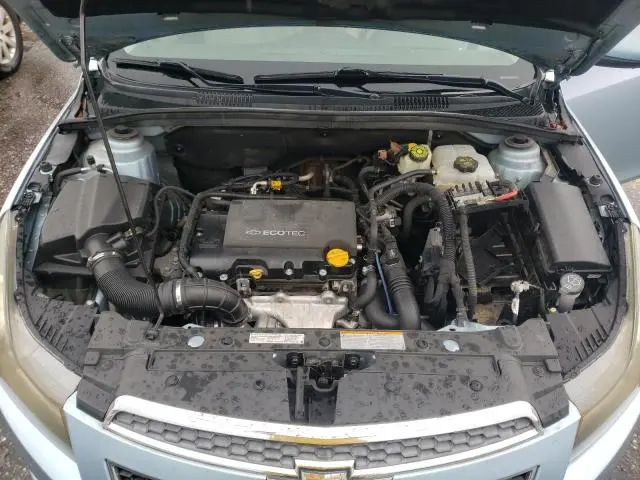 2011 CHEVROLET CRUZE LT  