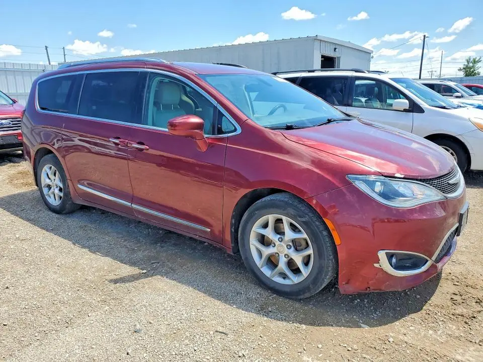 2017 CHRYSLER PACIFICA TOURING L PLUS  