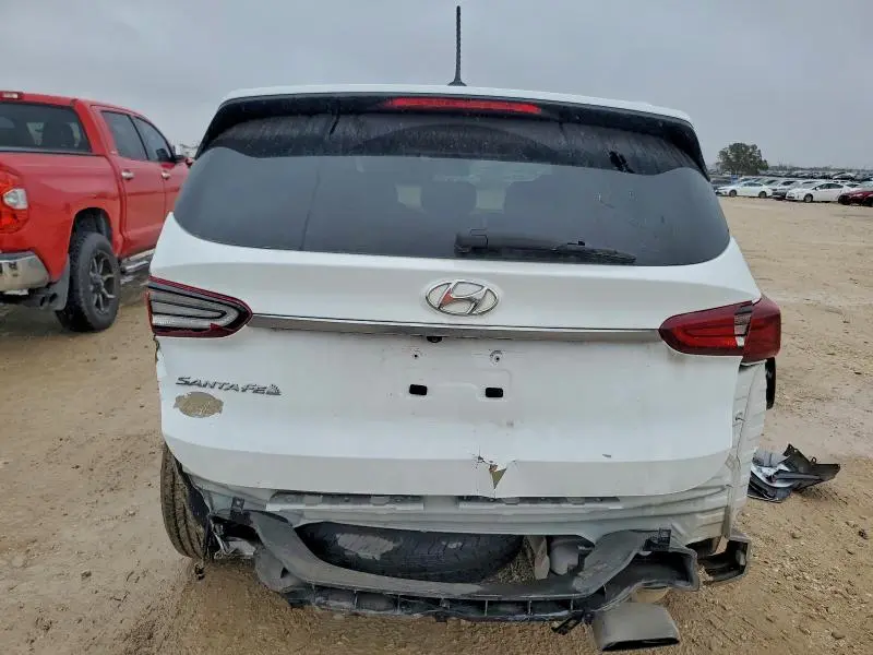 2020 HYUNDAI SANTA FE SE  