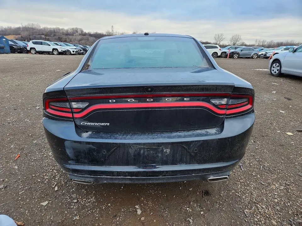 2020 DODGE CHARGER SXT  