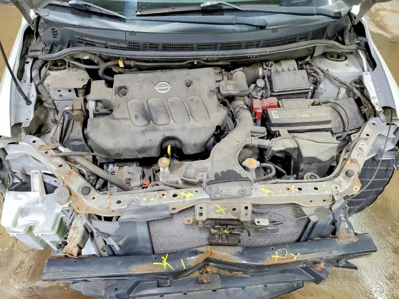2011 NISSAN VERSA 1.8 S  