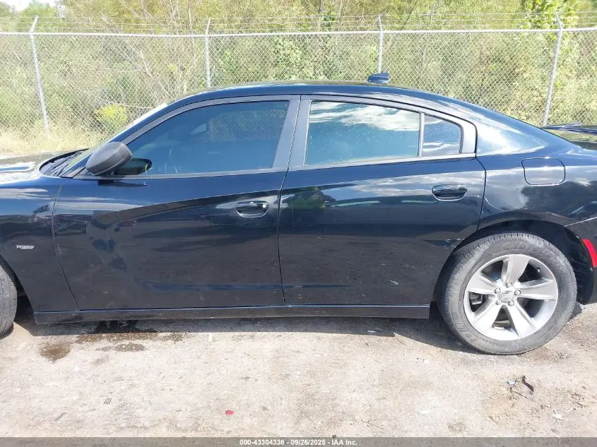 2017 DODGE CHARGER SXT RWD