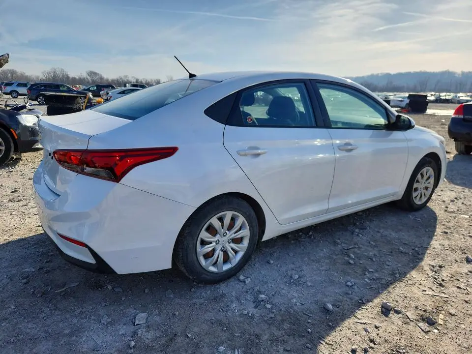 2019 HYUNDAI ACCENT SE  