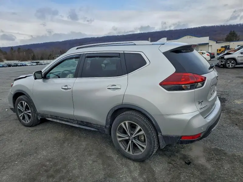 2019 NISSAN ROGUE S  