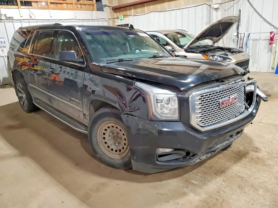 2017 GMC YUKON XL DENALI  