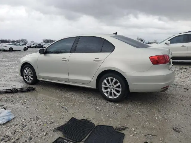 2011 VOLKSWAGEN JETTA SE  