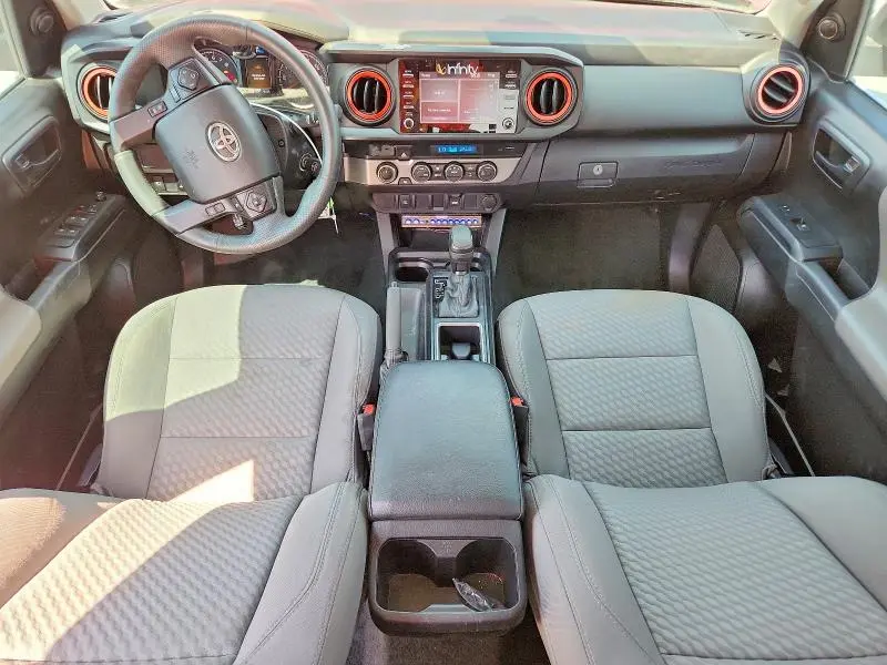 2021 TOYOTA TACOMA SR V6  