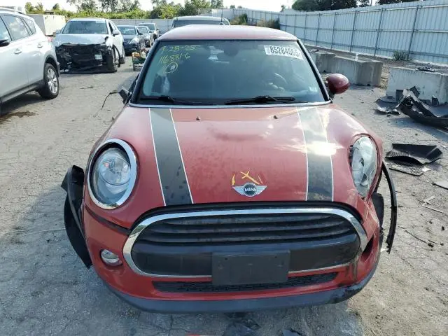 2018 MINI COOPER   