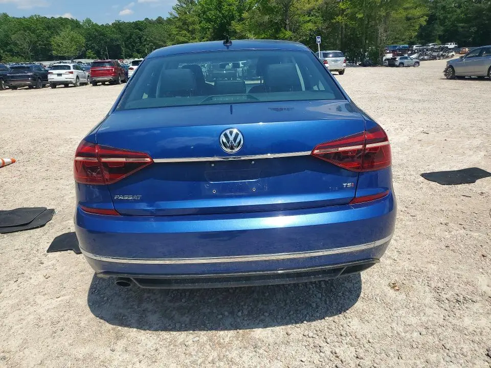 2017 VOLKSWAGEN PASSAT R-LINE  