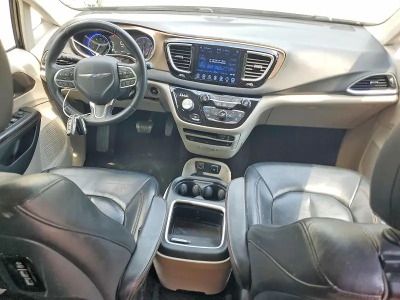 2017 CHRYSLER PACIFICA TOURING L PLUS  