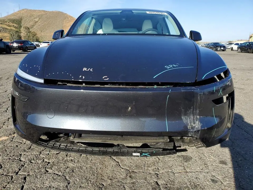 2026 TESLA MODEL Y   