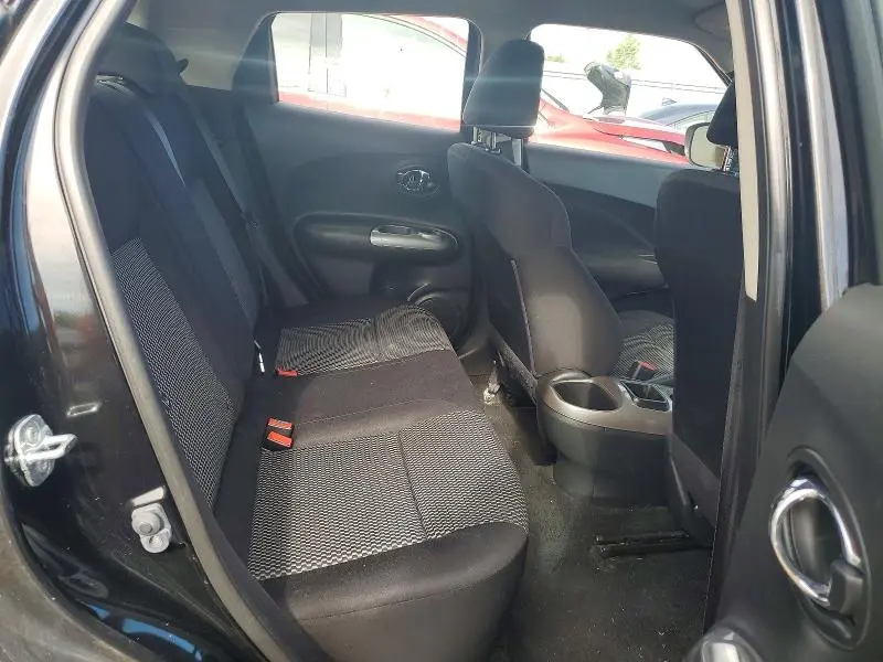 2015 NISSAN JUKE S  