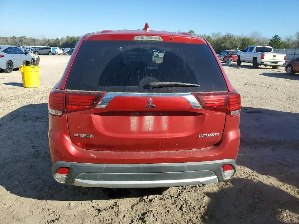 2018 MITSUBISHI OUTLANDER ES  