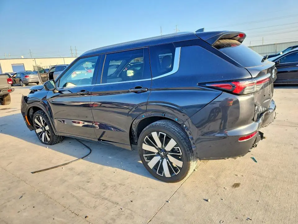 2025 MITSUBISHI OUTLANDER SEL  