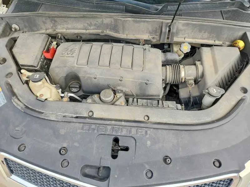 2011 CHEVROLET TRAVERSE LT  