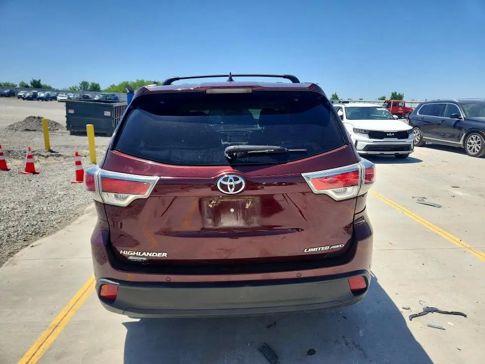 2016 TOYOTA HIGHLANDER LIMITED  