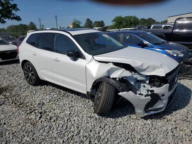 2024 VOLVO XC60 PLUS  