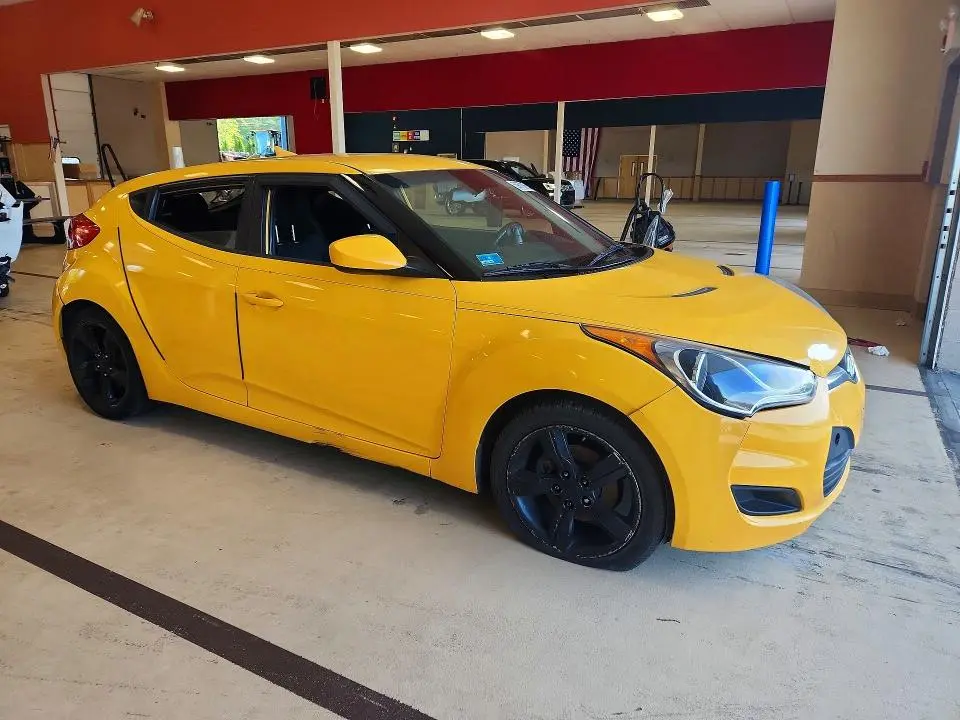 2012 HYUNDAI VELOSTER BASE  