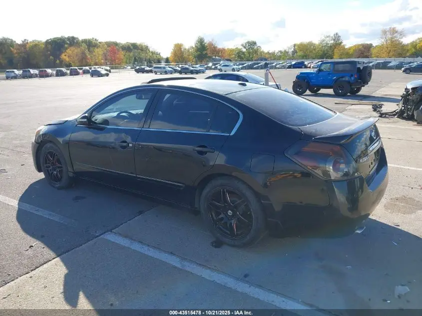 2011 NISSAN ALTIMA 3.5 SR