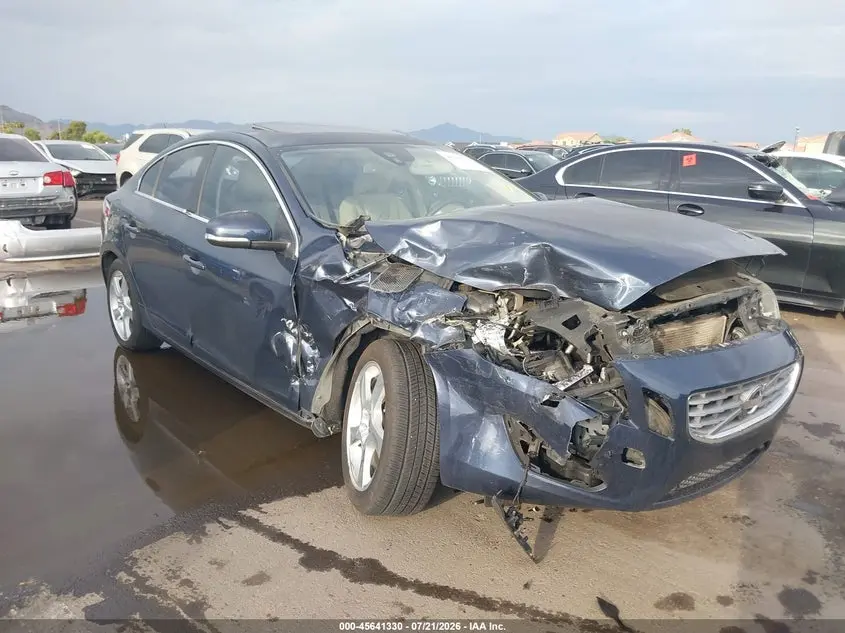 2013 VOLVO S60 T5 PLATINUM