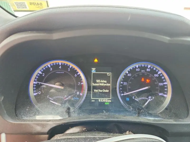 2019 TOYOTA HIGHLANDER SE  