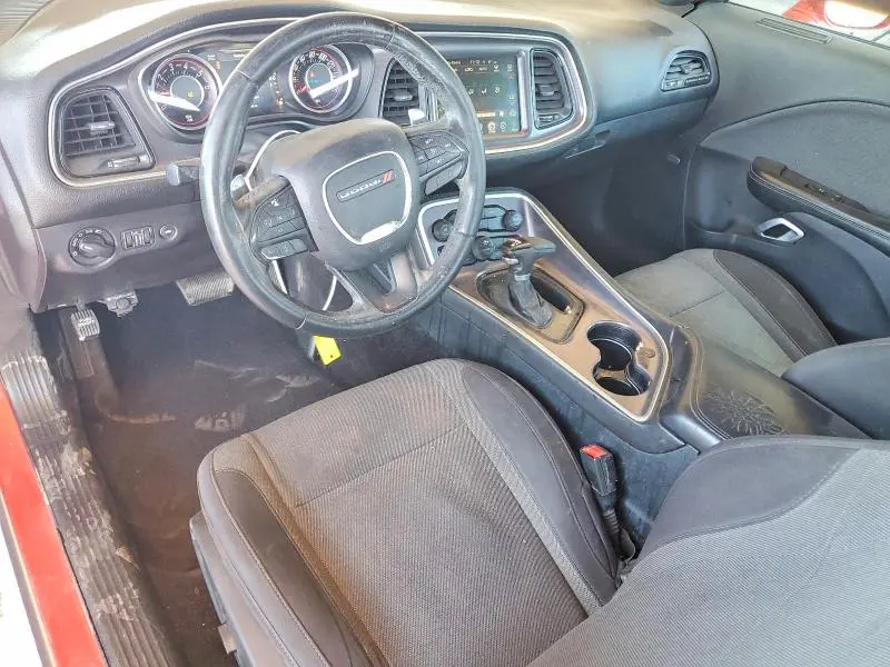 2015 DODGE CHALLENGER SXT  