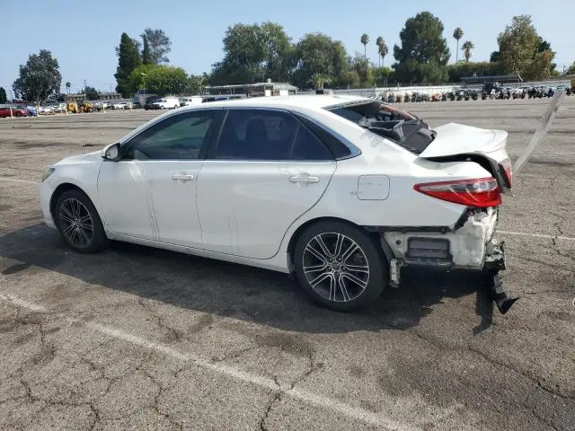 2016 TOYOTA CAMRY LE  