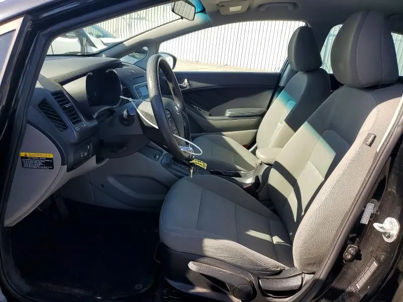 2015 KIA FORTE LX  