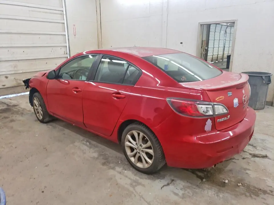 2011 MAZDA 3 S  
