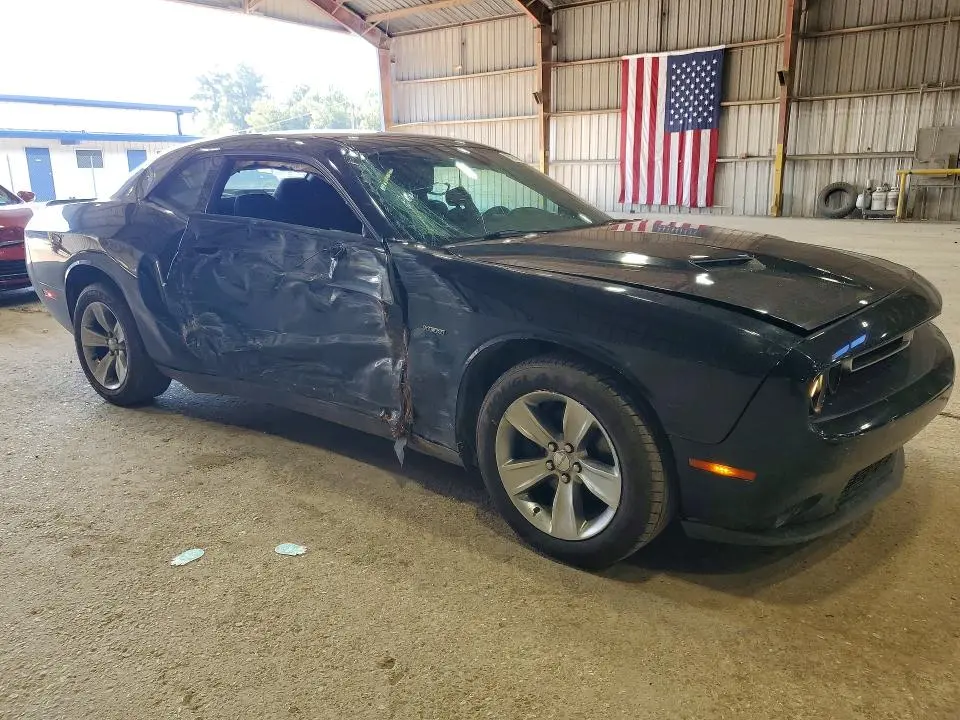 2015 DODGE CHALLENGER SXT  