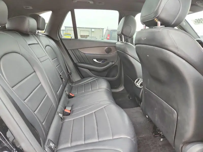 2022 MERCEDES-BENZ GLC 300 4MATIC  