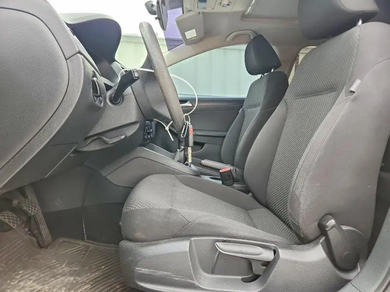 2013 VOLKSWAGEN JETTA BASE  