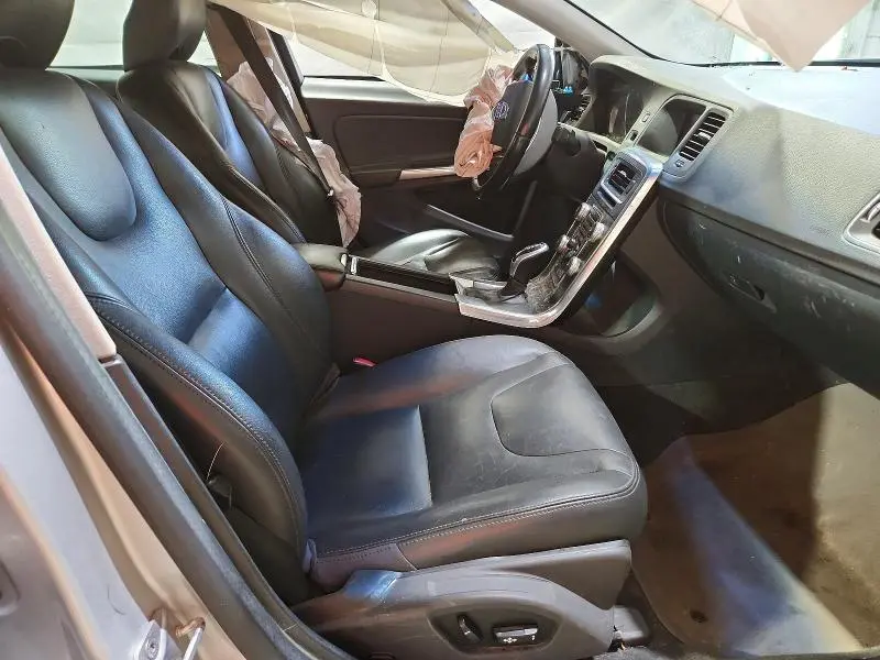 2016 VOLVO S60 PREMIER  
