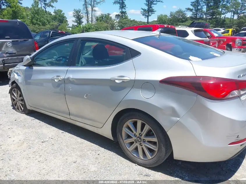 2015 HYUNDAI ELANTRA SE