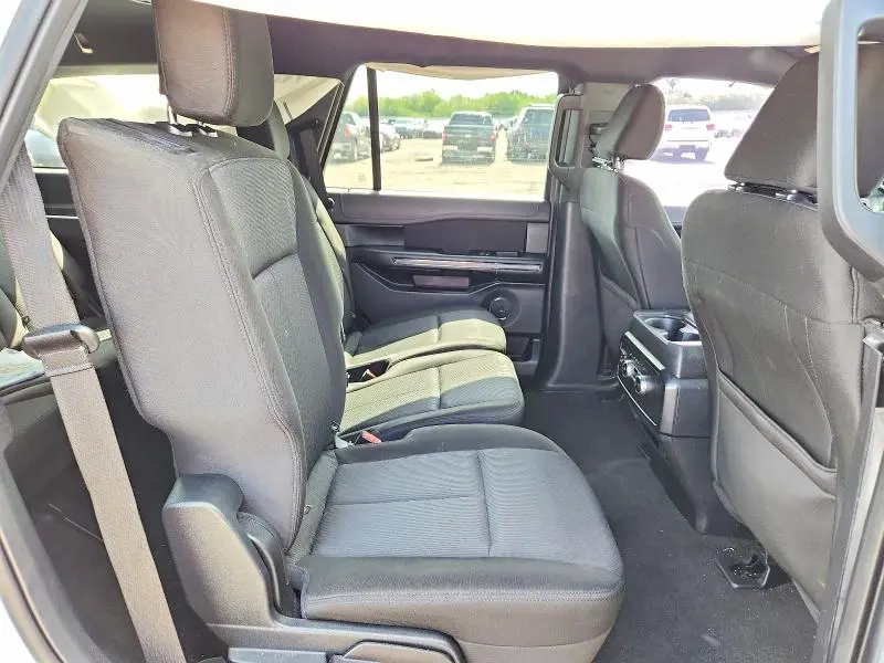 2021 FORD EXPEDITION XLT  