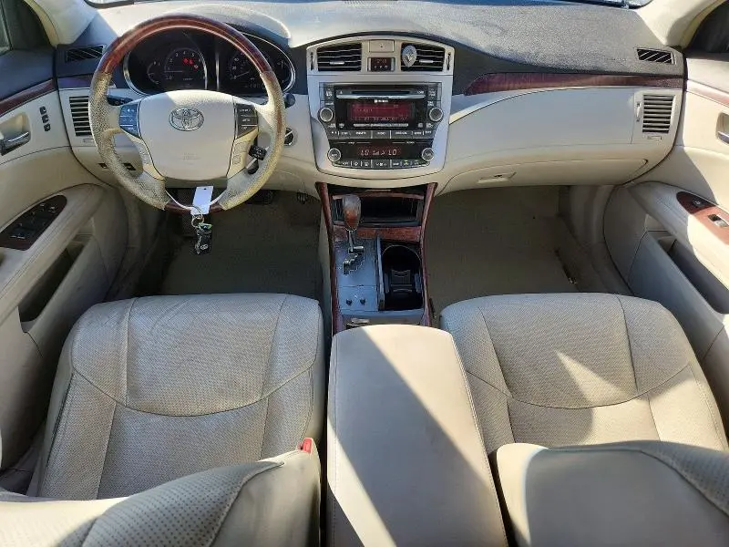 2011 TOYOTA AVALON LIMITED  