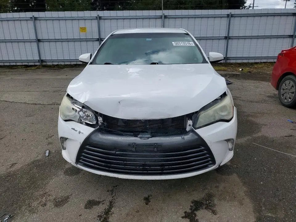 2015 TOYOTA CAMRY LE  